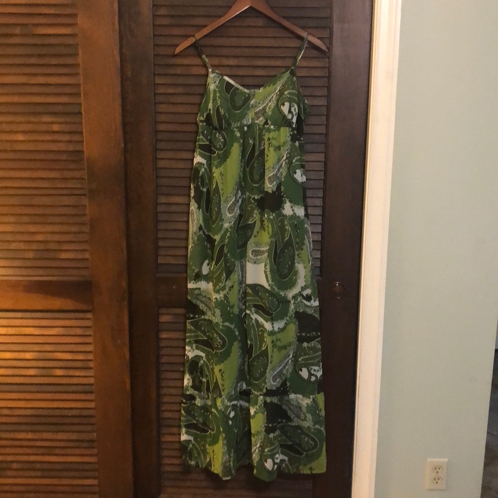 Green Paisley maxi Dress Size L